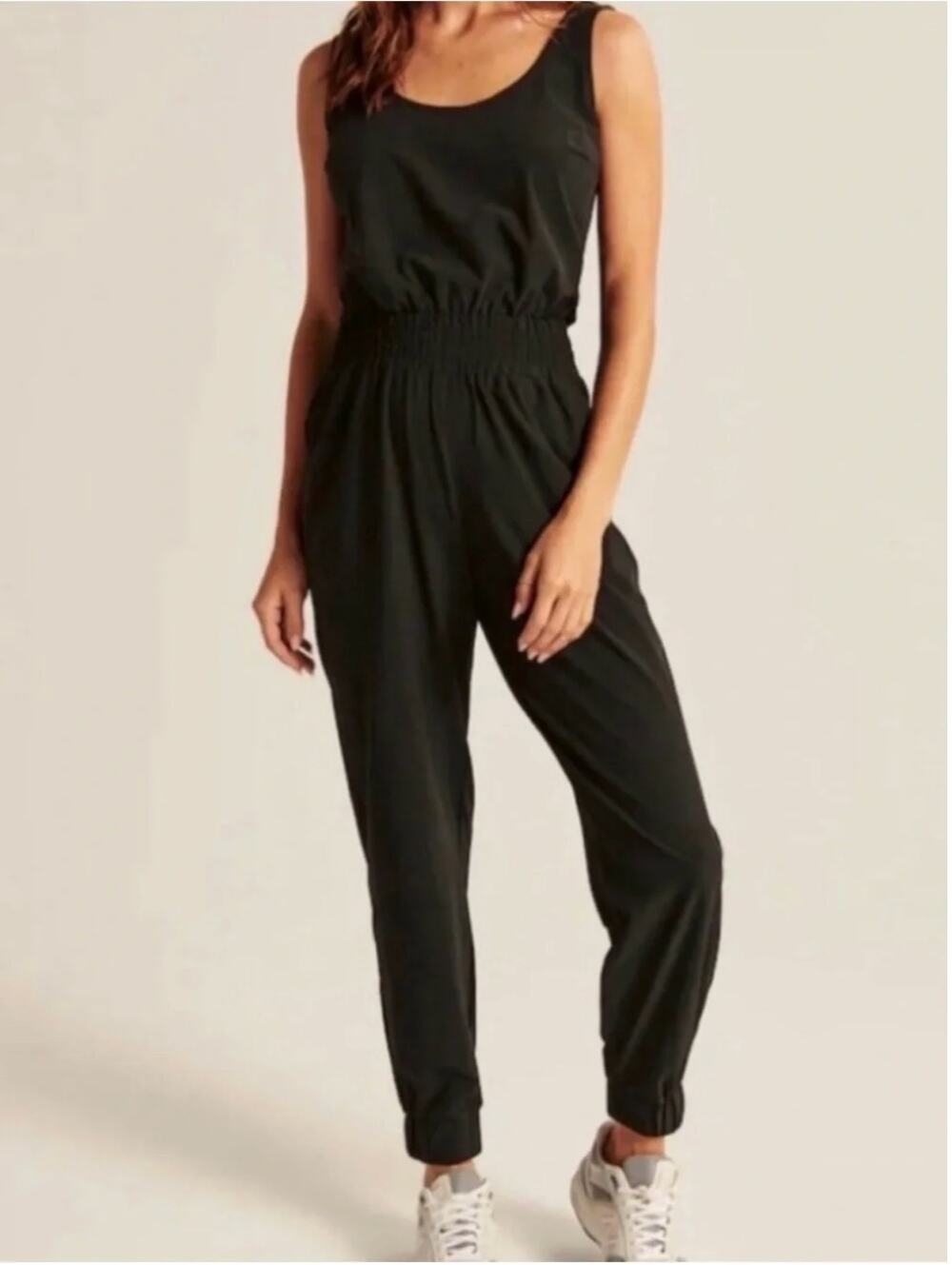 ABERCROMBIE & FITCH Black Jumpsuit // Medium Tall